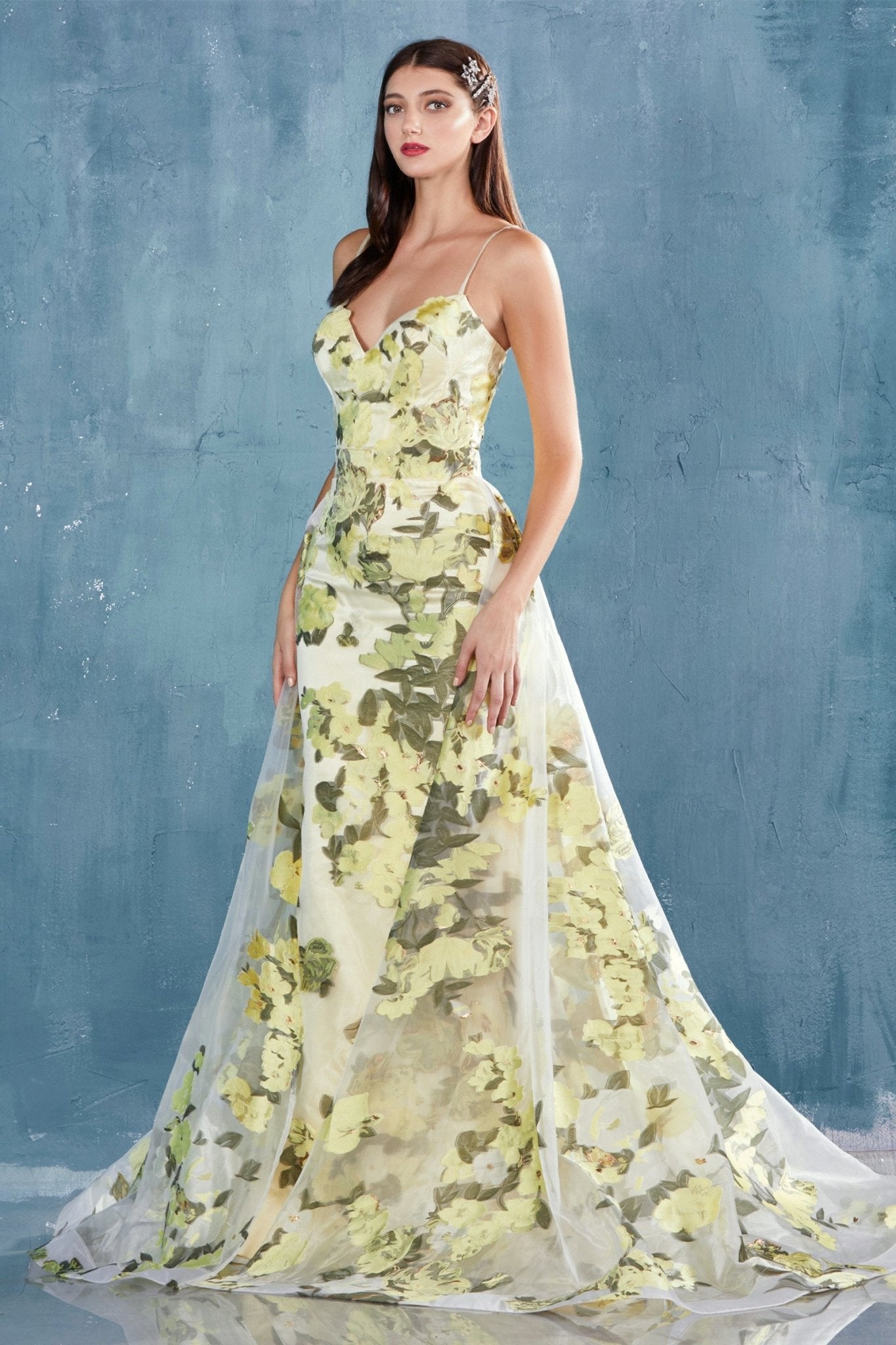 A0770 - Andrea Leo Couture
