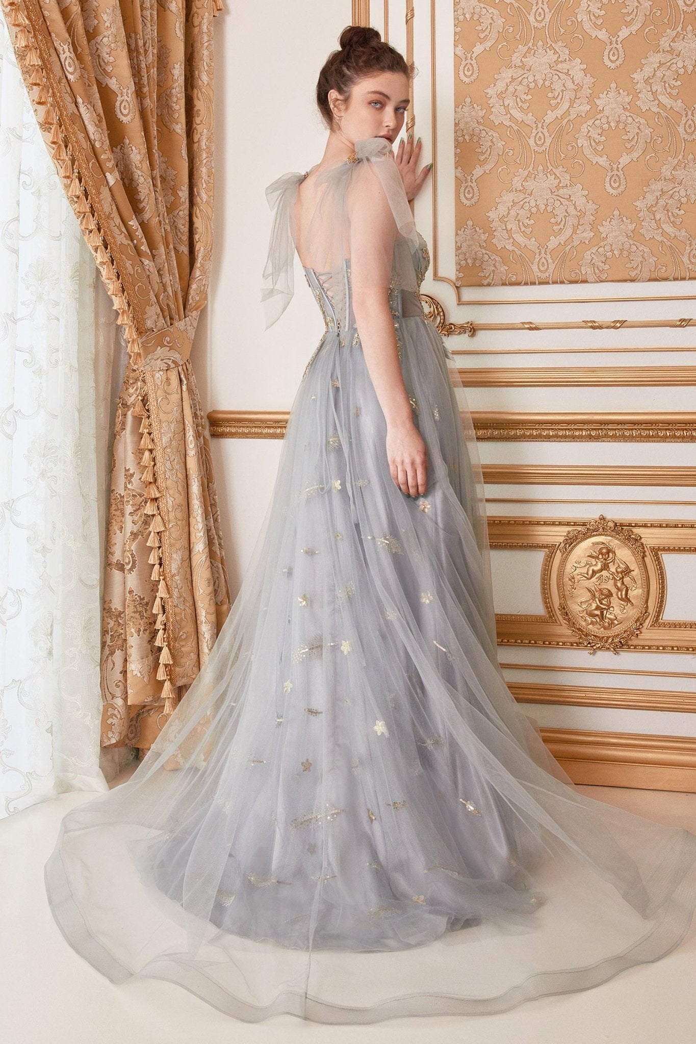 A0824 - Andrea Leo Couture