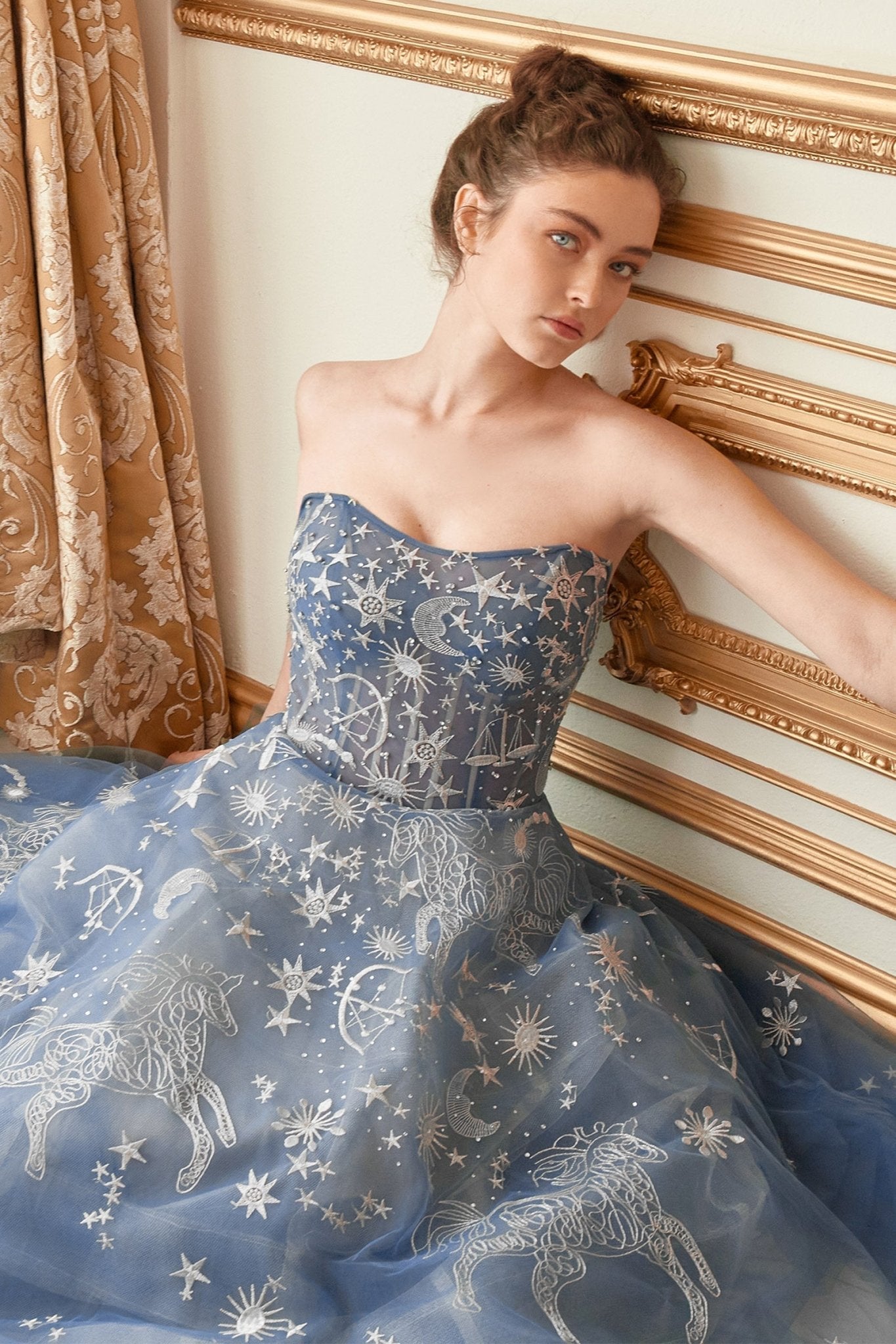 A0890 - Andrea Leo Couture