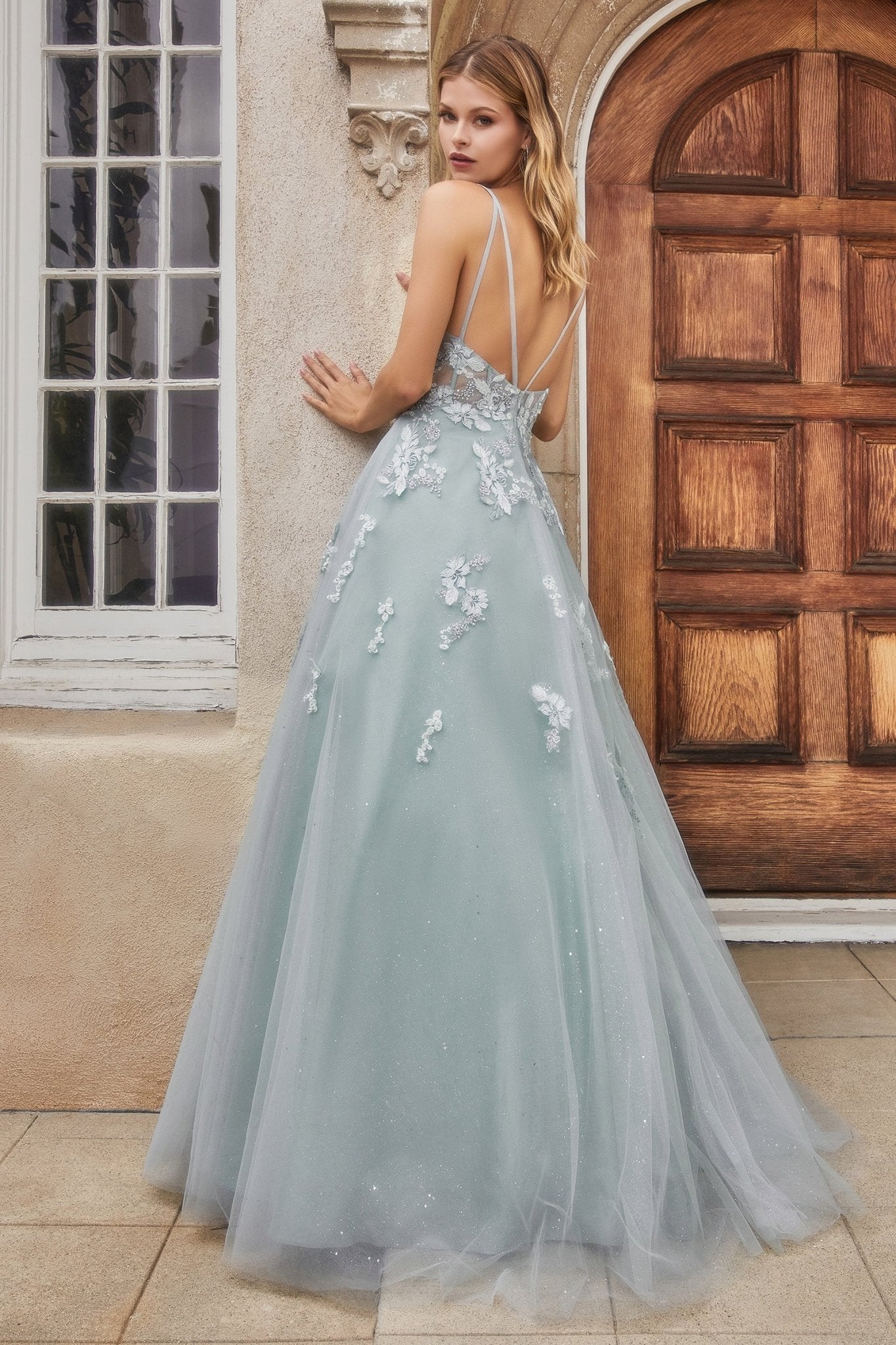 A0892 - Andrea Leo Couture