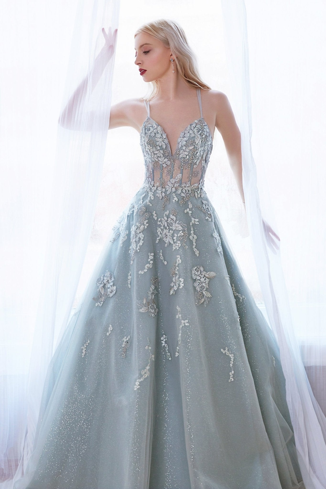A0892 - Andrea Leo Couture