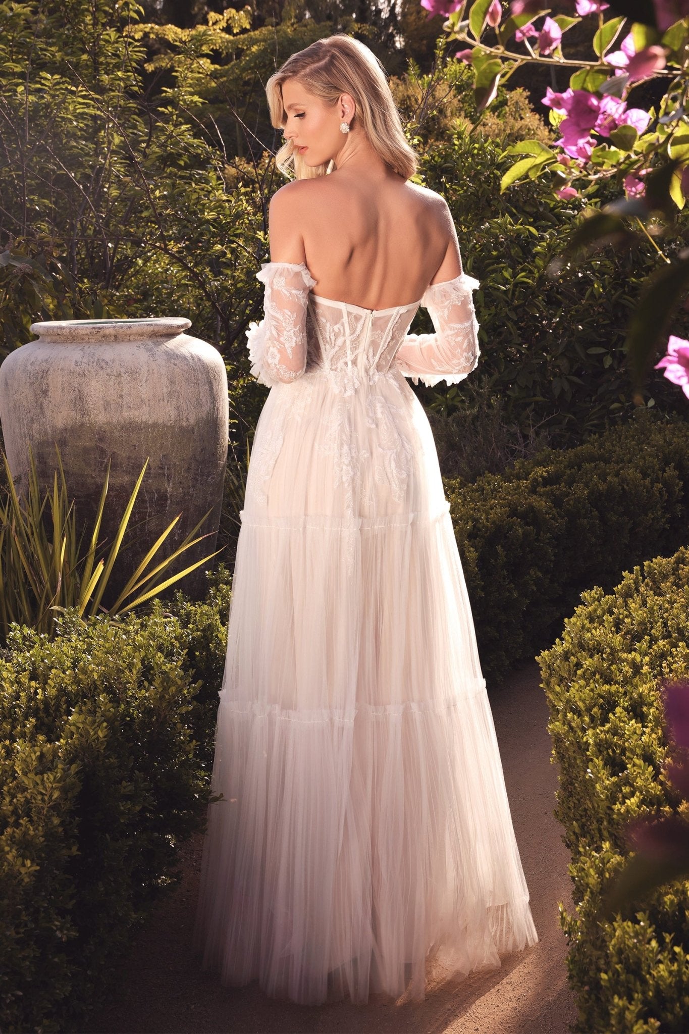 A1037W - Andrea Leo Couture