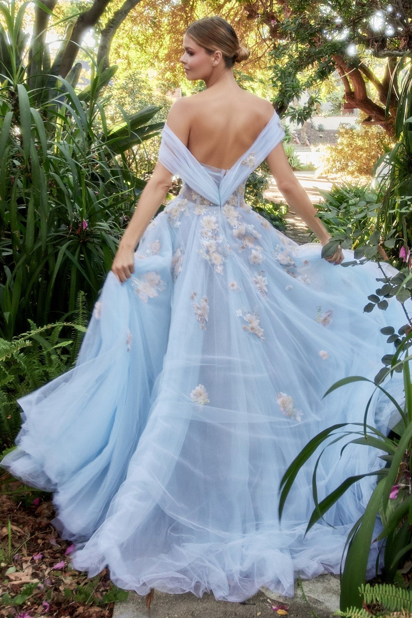 A1048 - Andrea Leo Couture