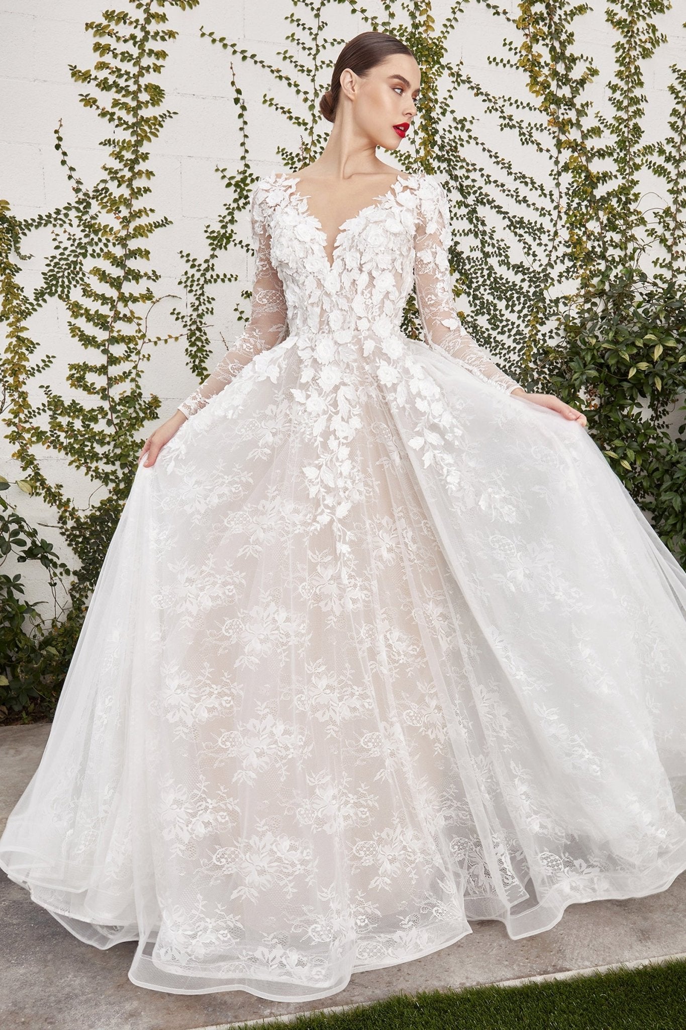 A1067W - Andrea Leo Couture