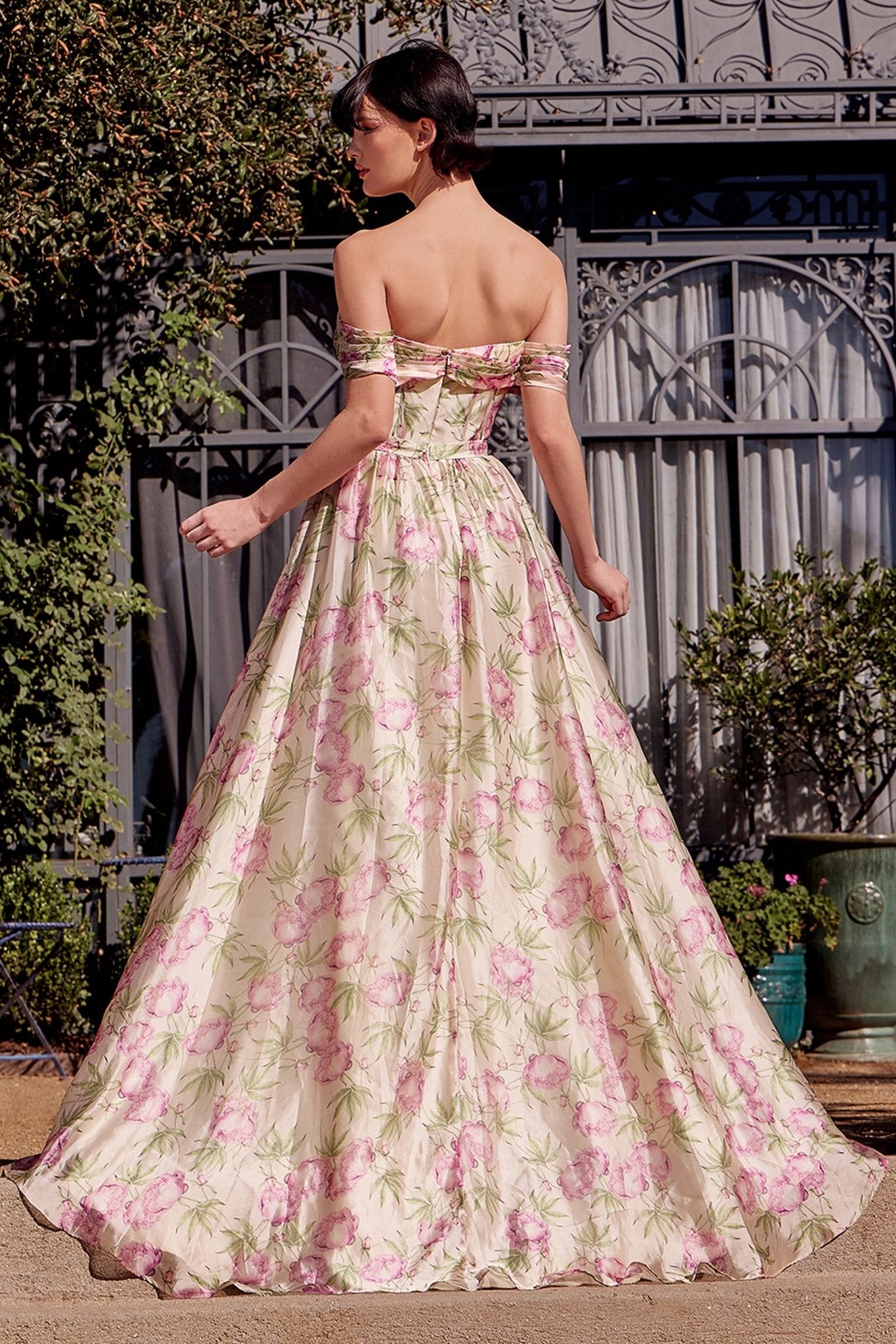 A1466 - Andrea Leo Couture