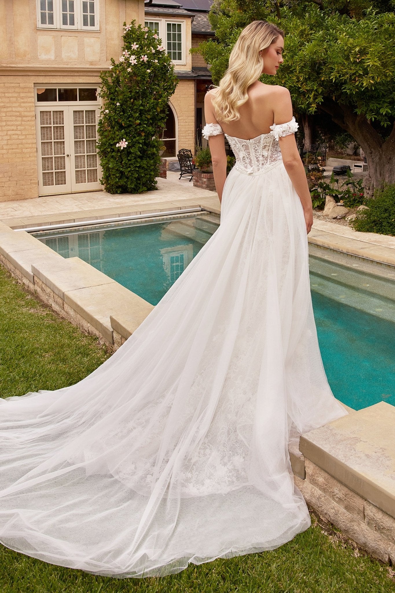 CD861W - Andrea Leo Couture