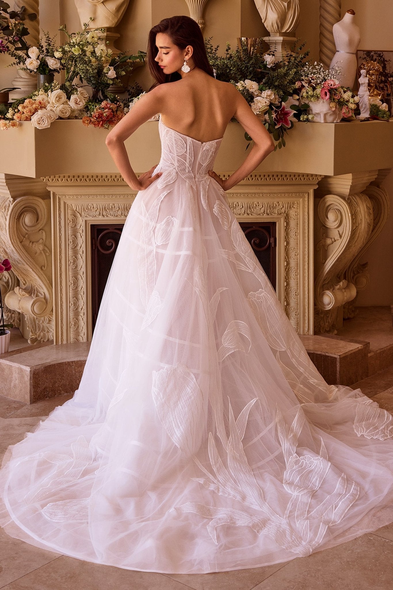 WL043 - Andrea Leo Couture