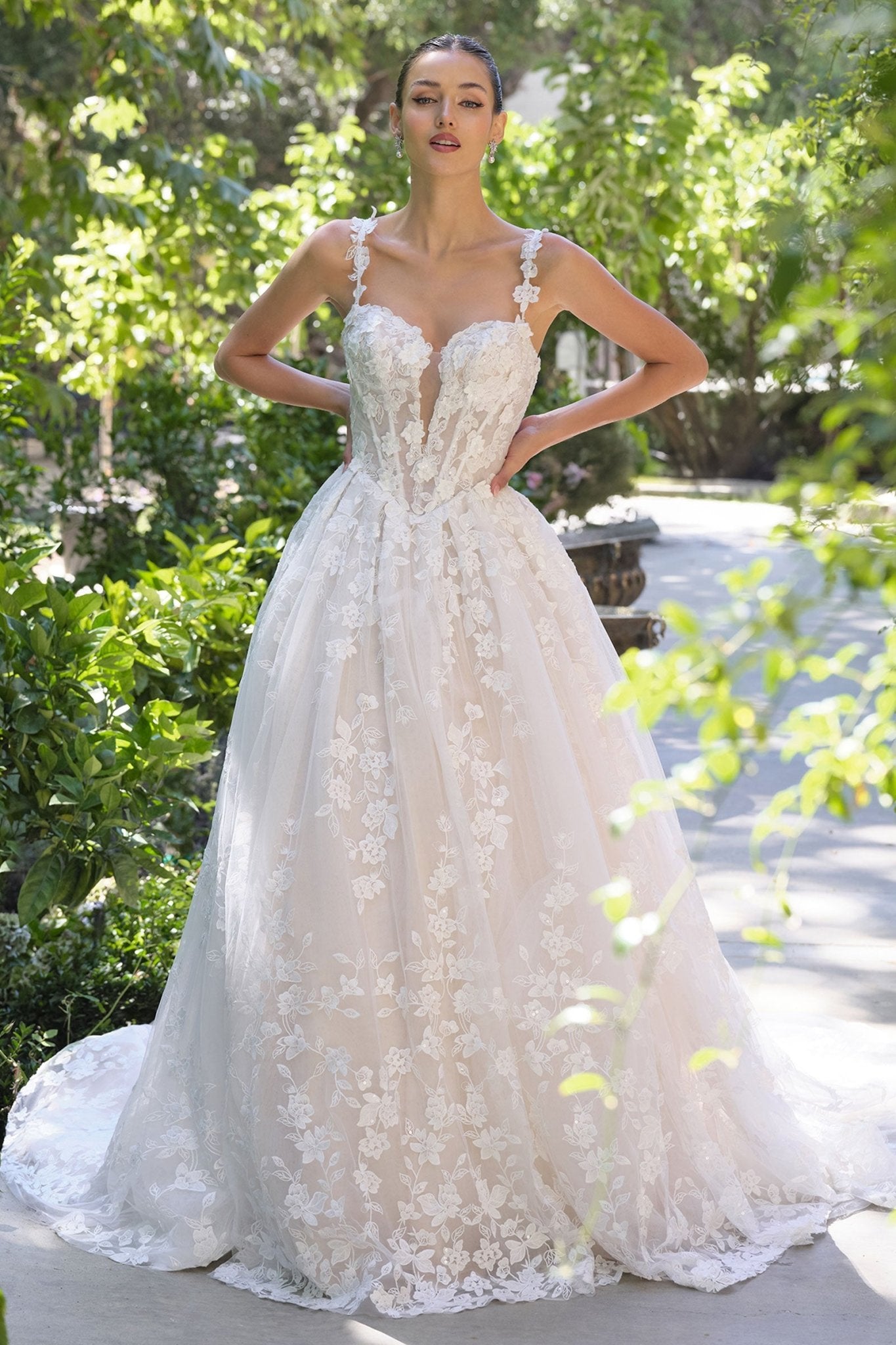 WL058 - Andrea Leo Couture