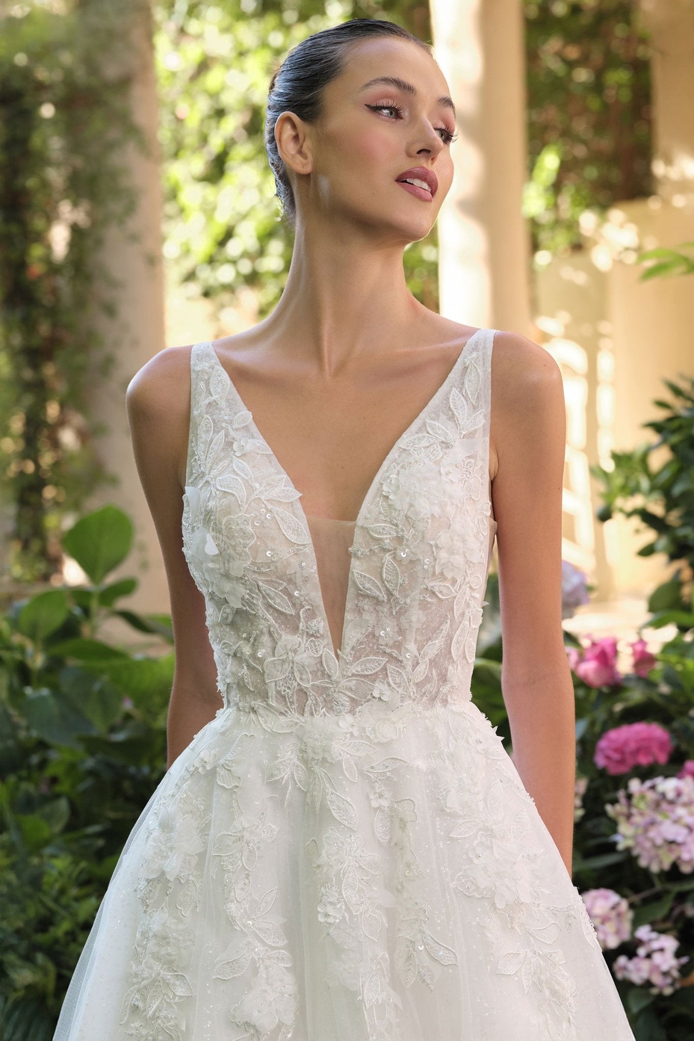 WL064 - Andrea Leo Couture