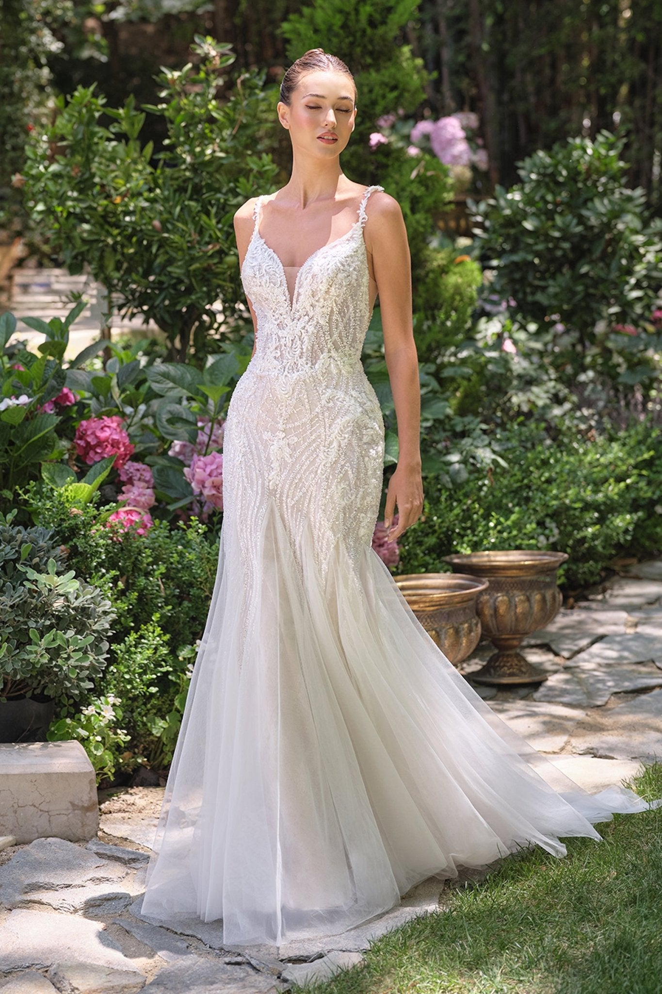 WL066 - Andrea Leo Couture