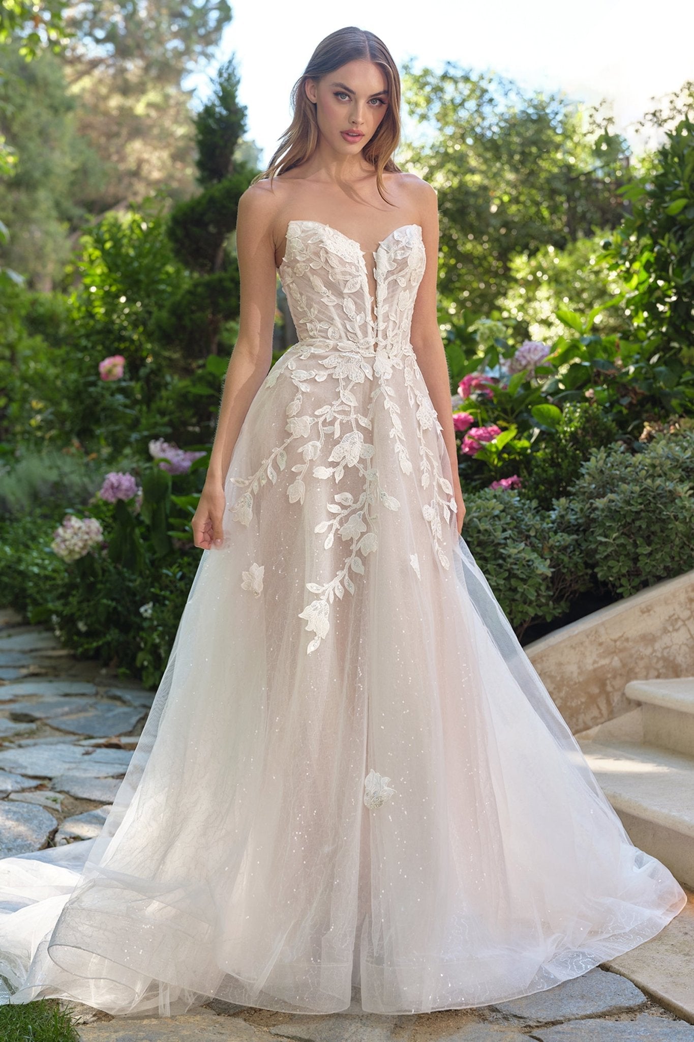 WL070 - Andrea Leo Couture