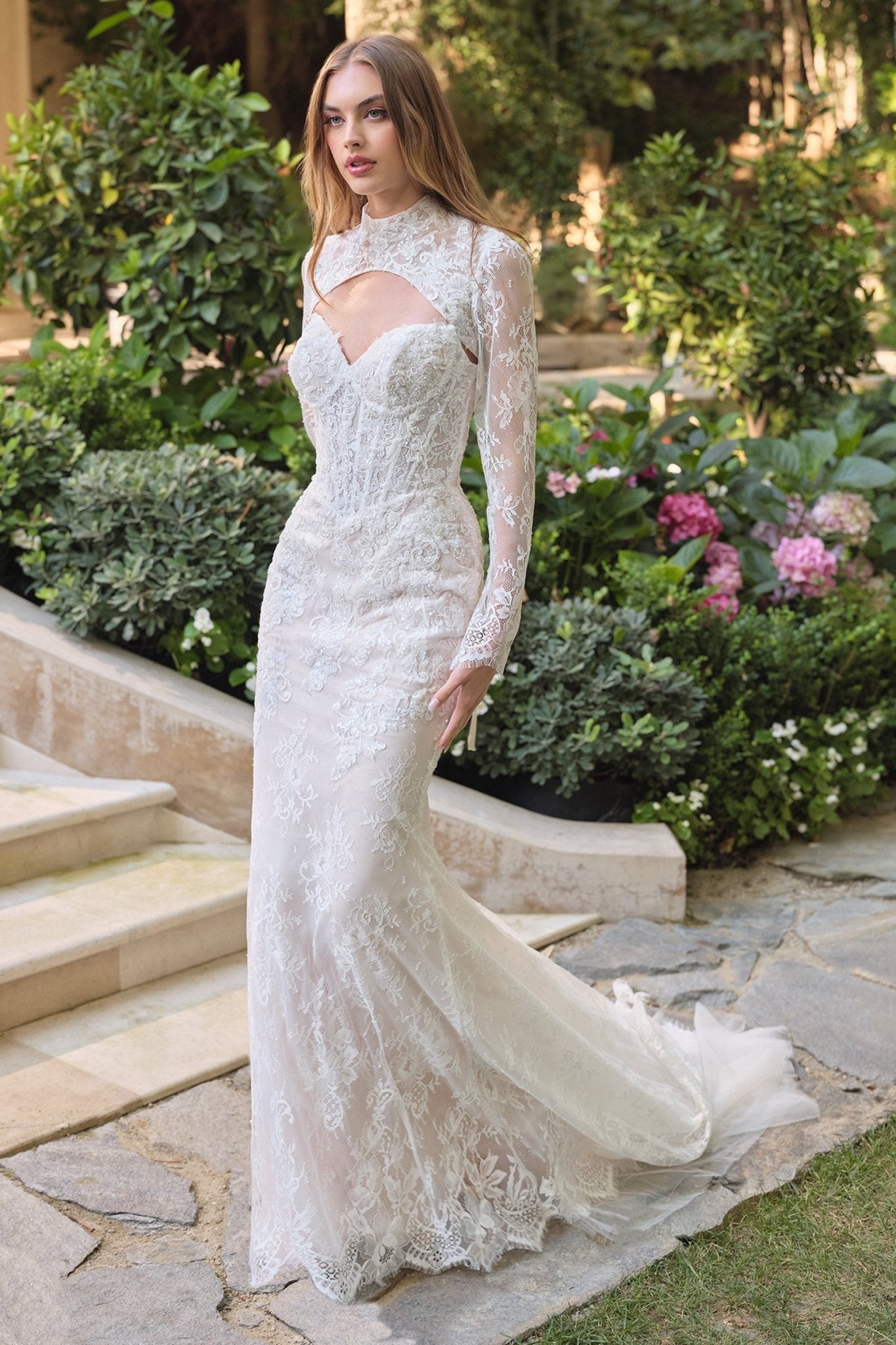 WL071 - Andrea Leo Couture