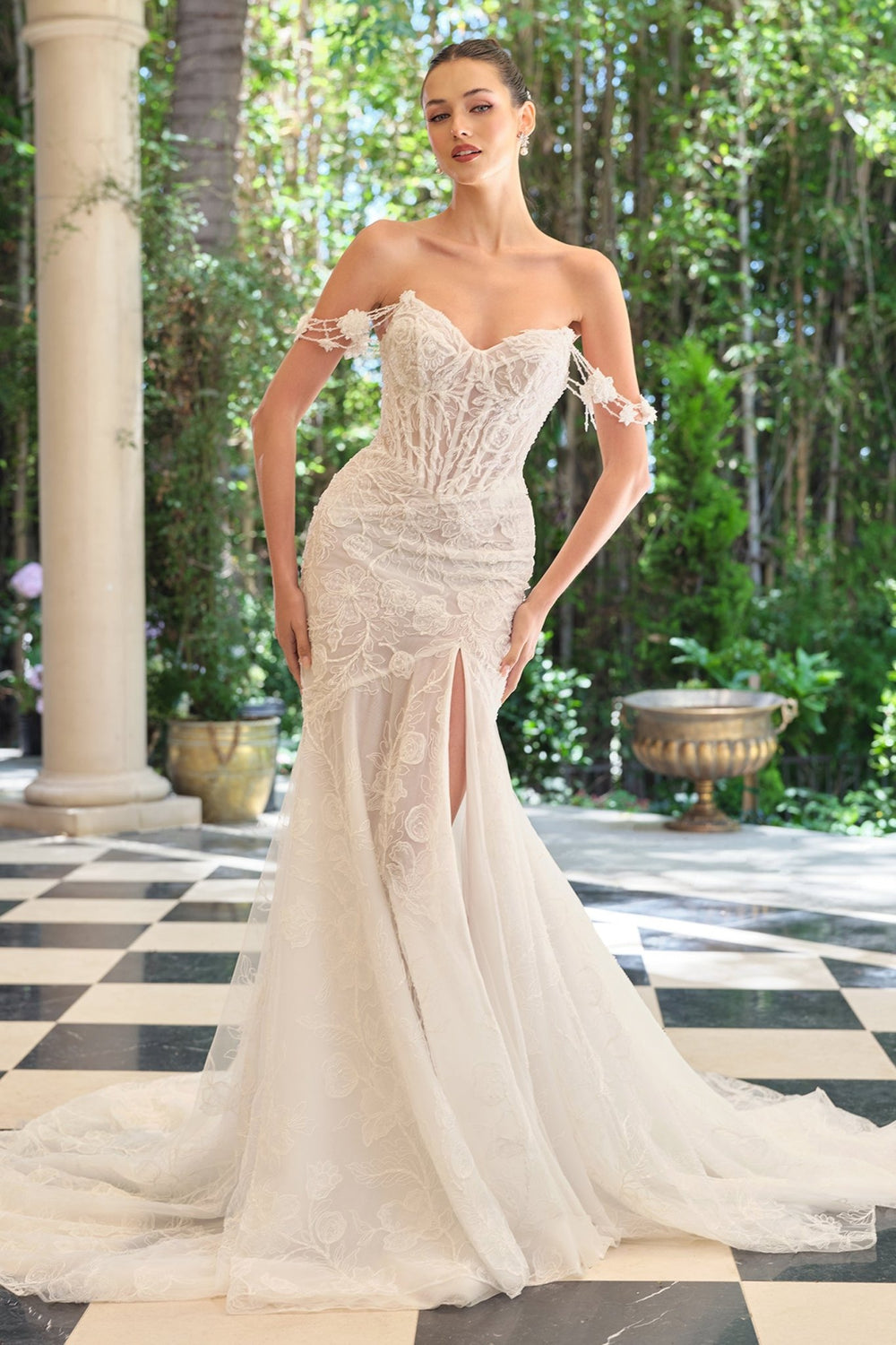 WL099 - Andrea Leo Couture