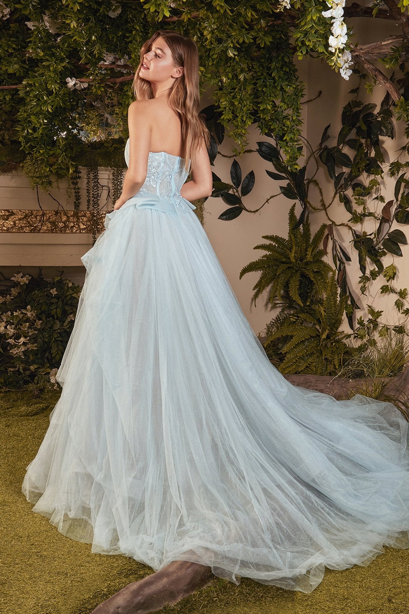 A1021 - Andrea Leo Couture