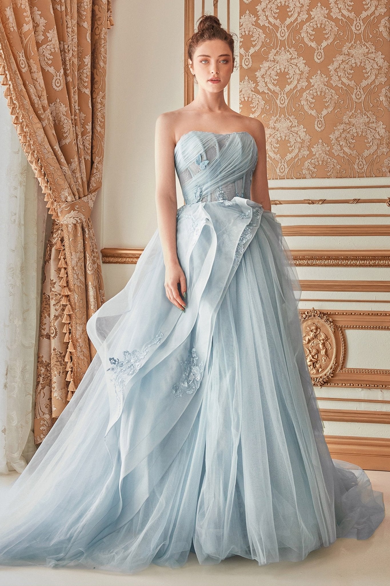 A1021 - Andrea Leo Couture