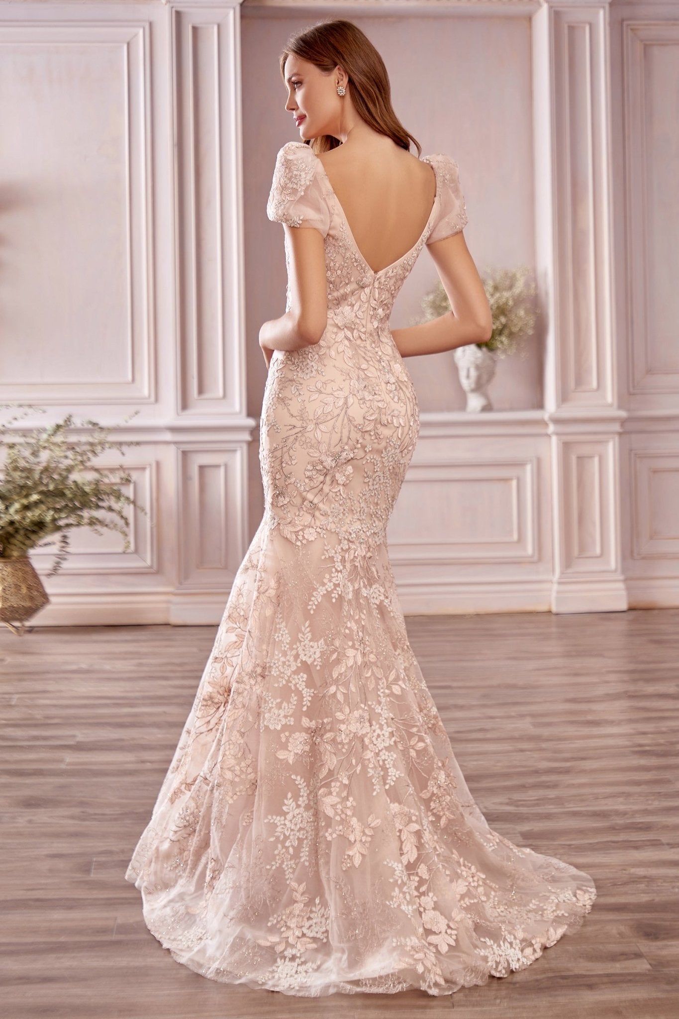 A1025 - Andrea Leo Couture