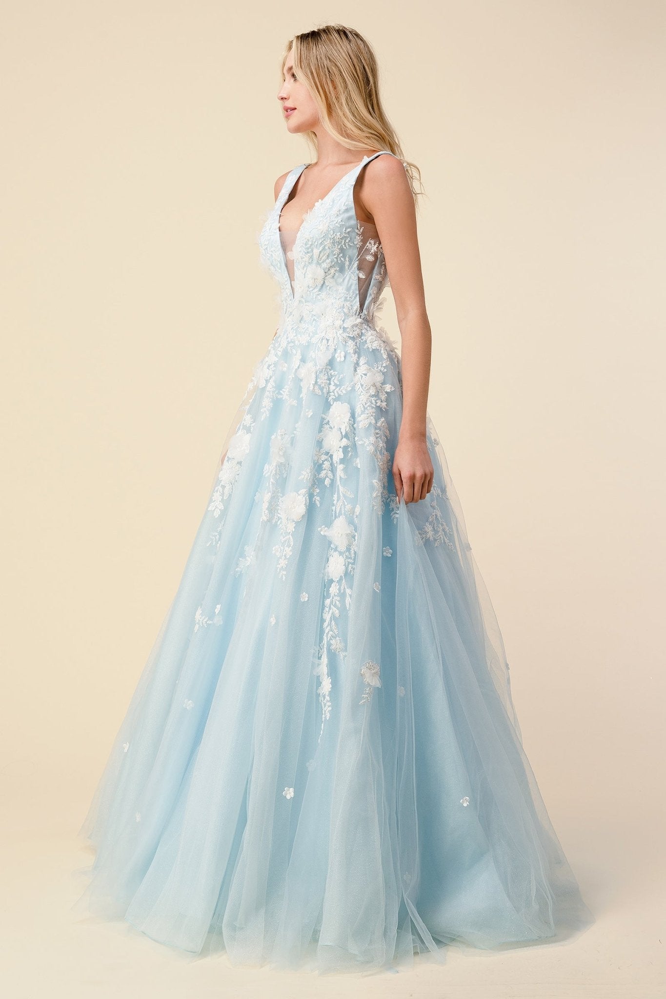 A1028 - Andrea Leo Couture