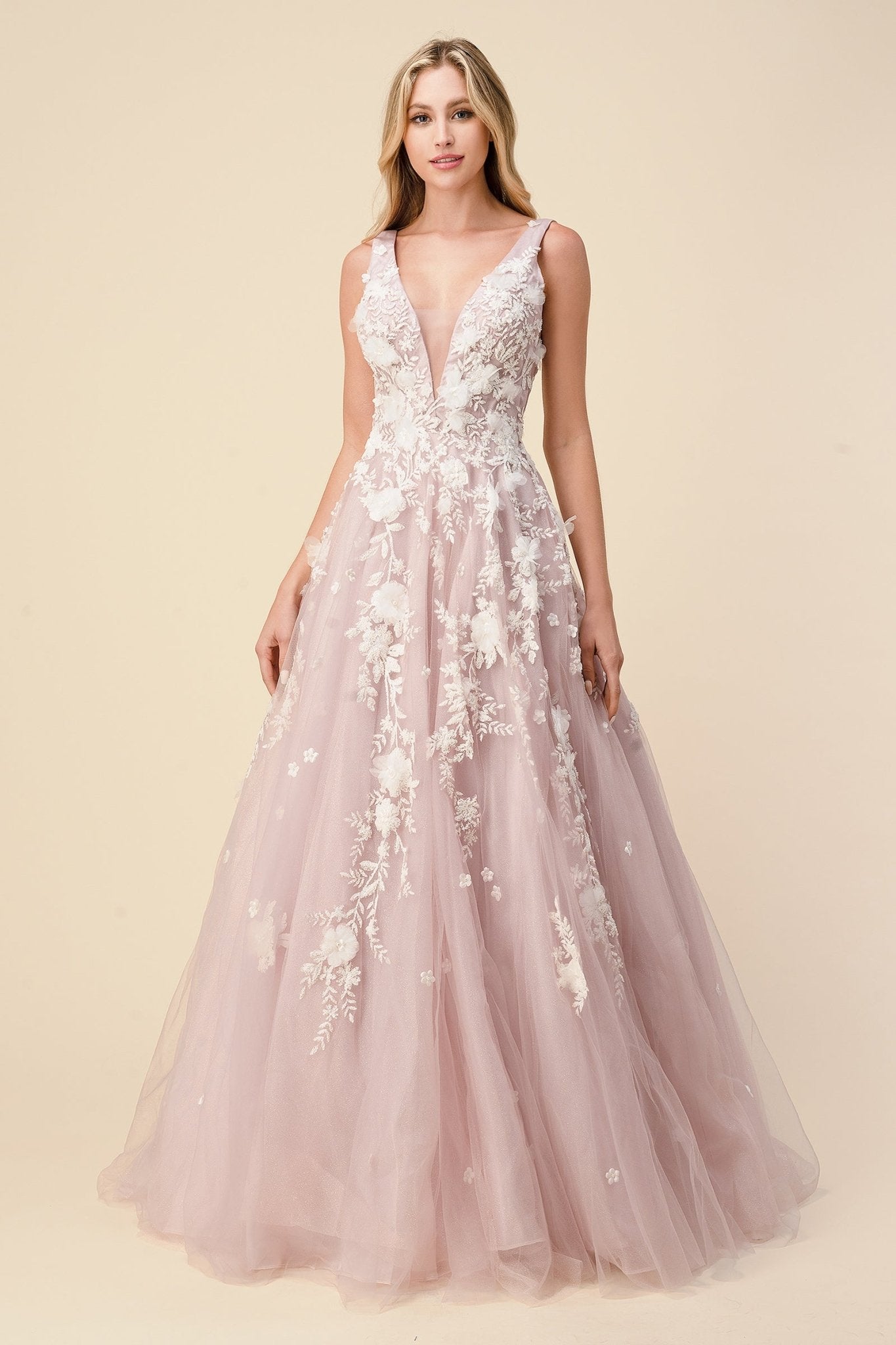 A1028 - Andrea Leo Couture