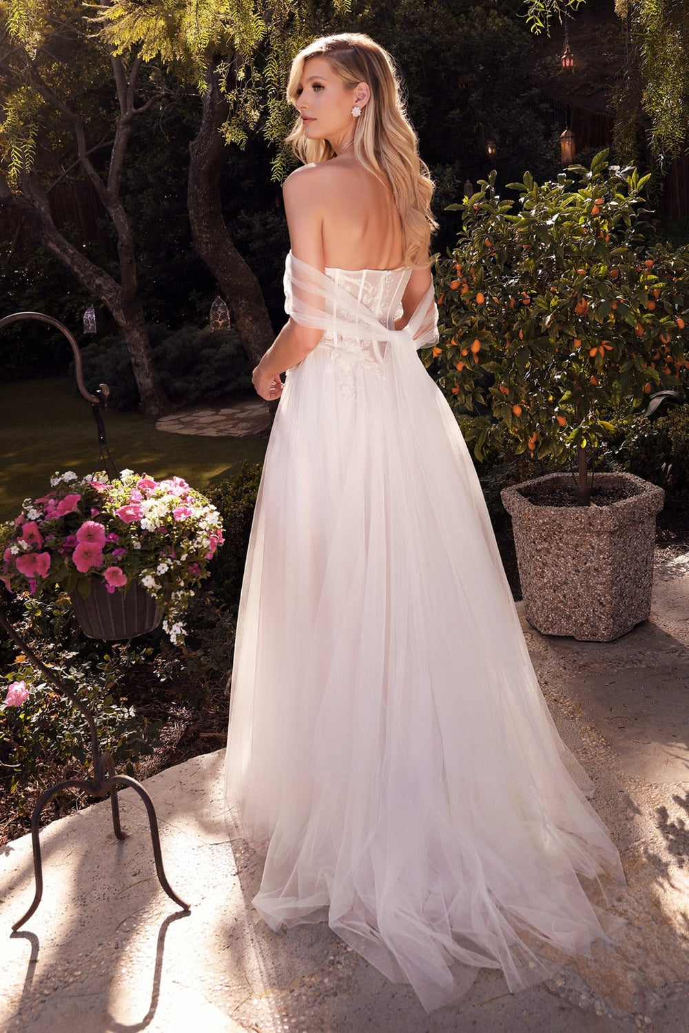 A1036W - Andrea Leo Couture
