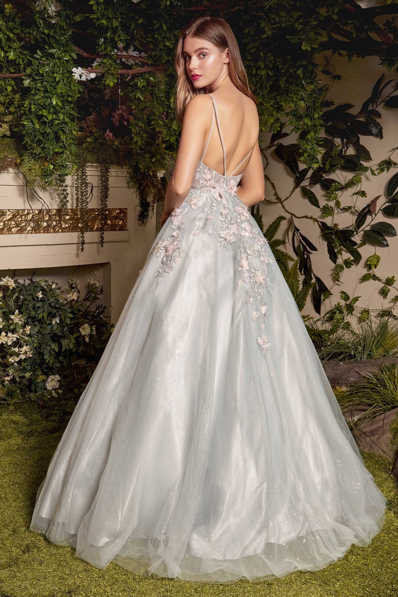 A1040 - Andrea Leo Couture