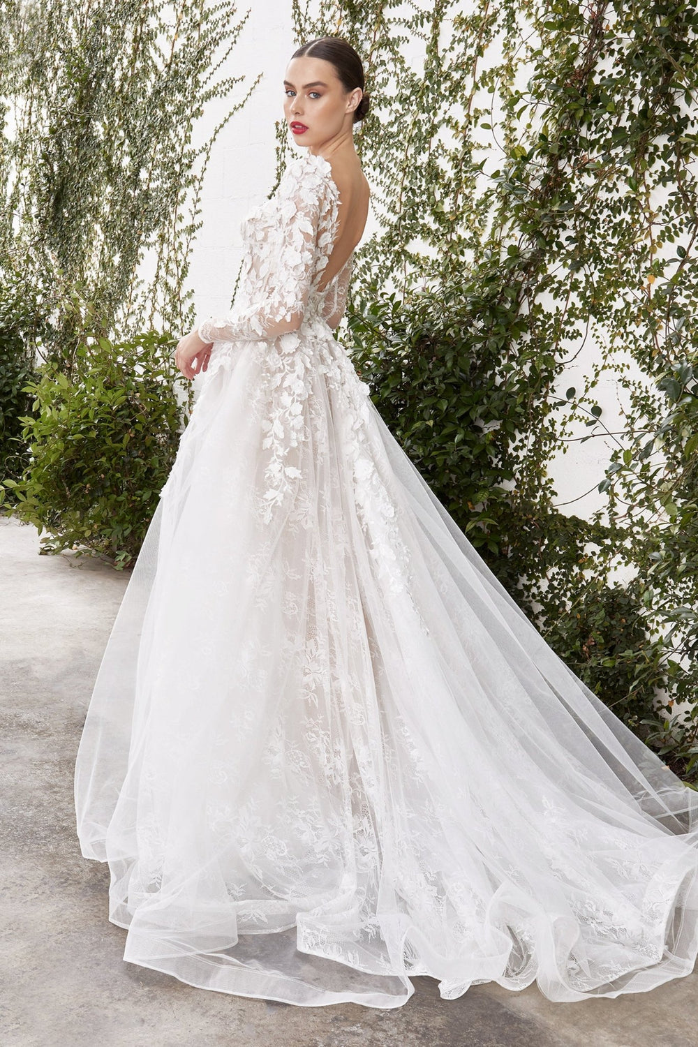 A1067W - Andrea Leo Couture