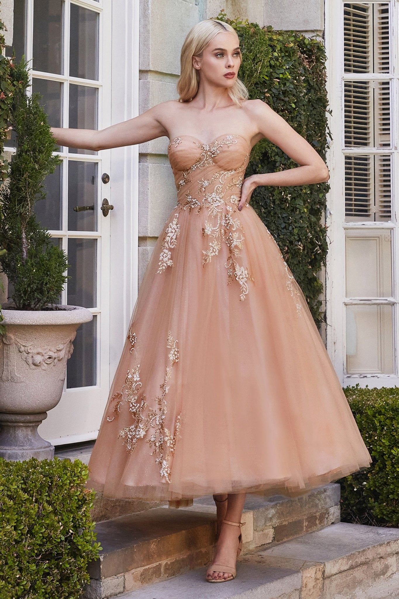 A1114 - Andrea Leo Couture