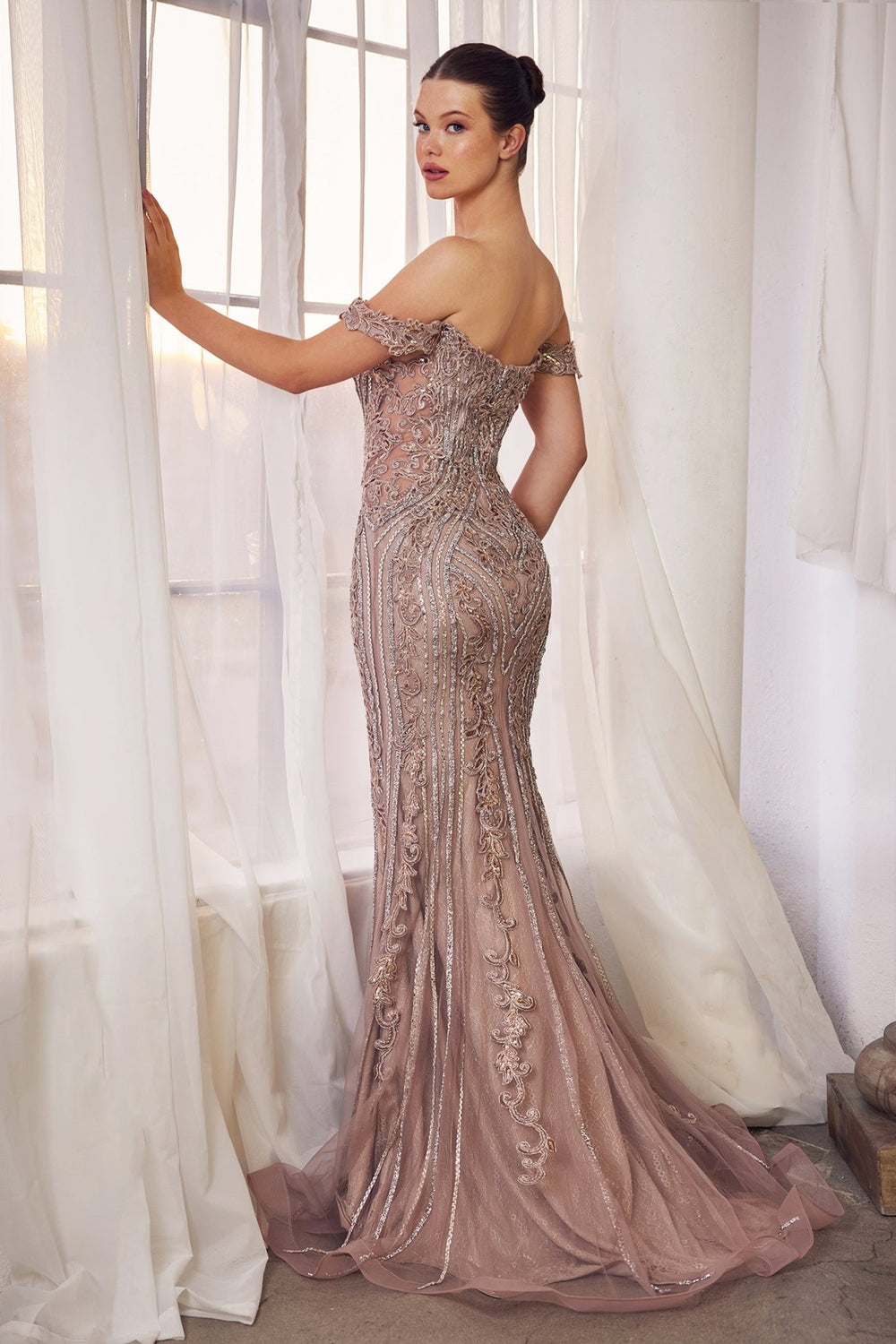 A1257 - Andrea Leo Couture