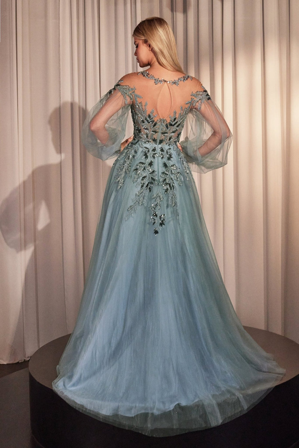 A1263 - Andrea Leo Couture