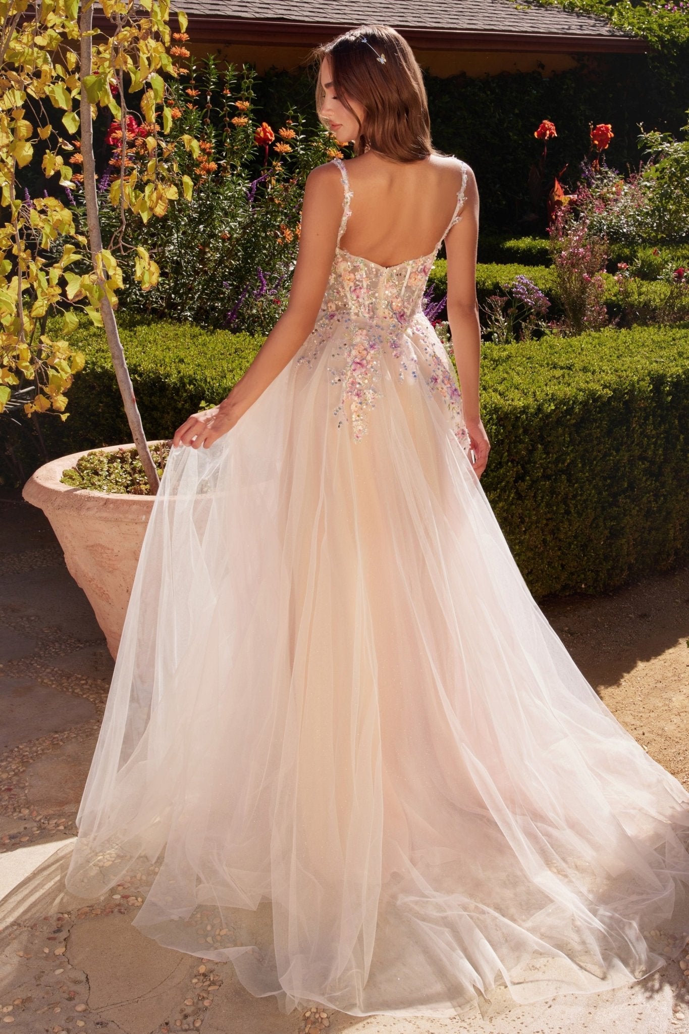 A1288 - Andrea Leo Couture