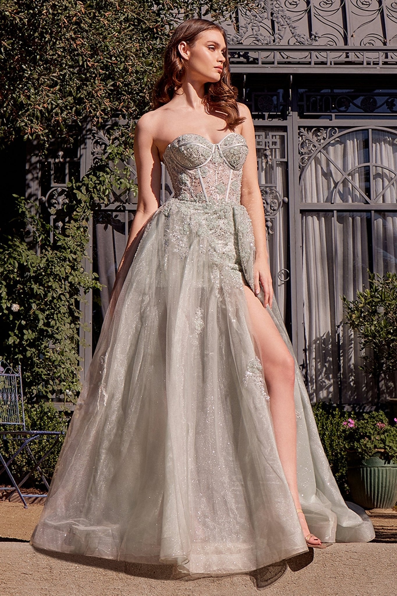 A1381 - Andrea Leo Couture