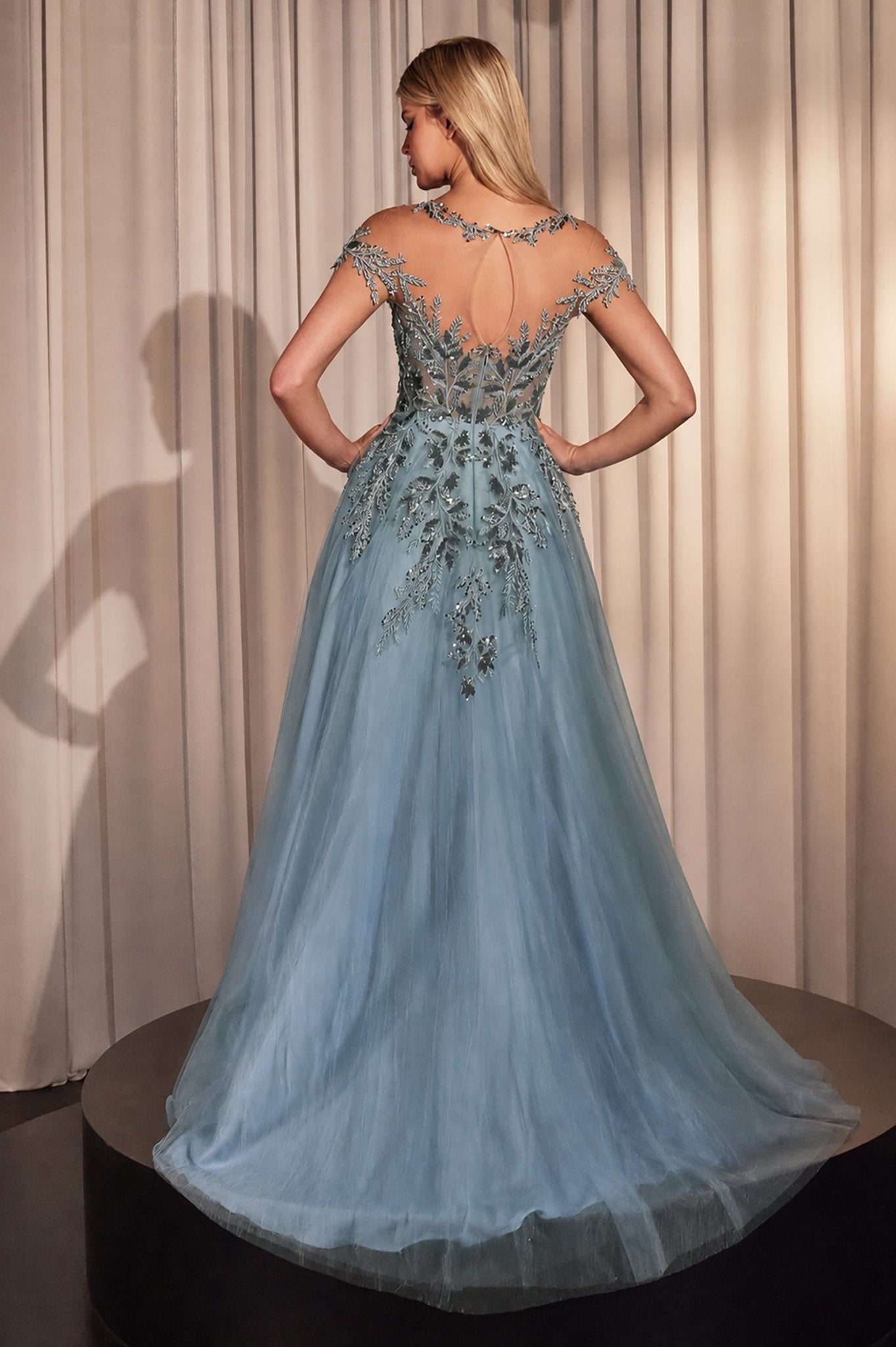 A1475 - Andrea Leo Couture