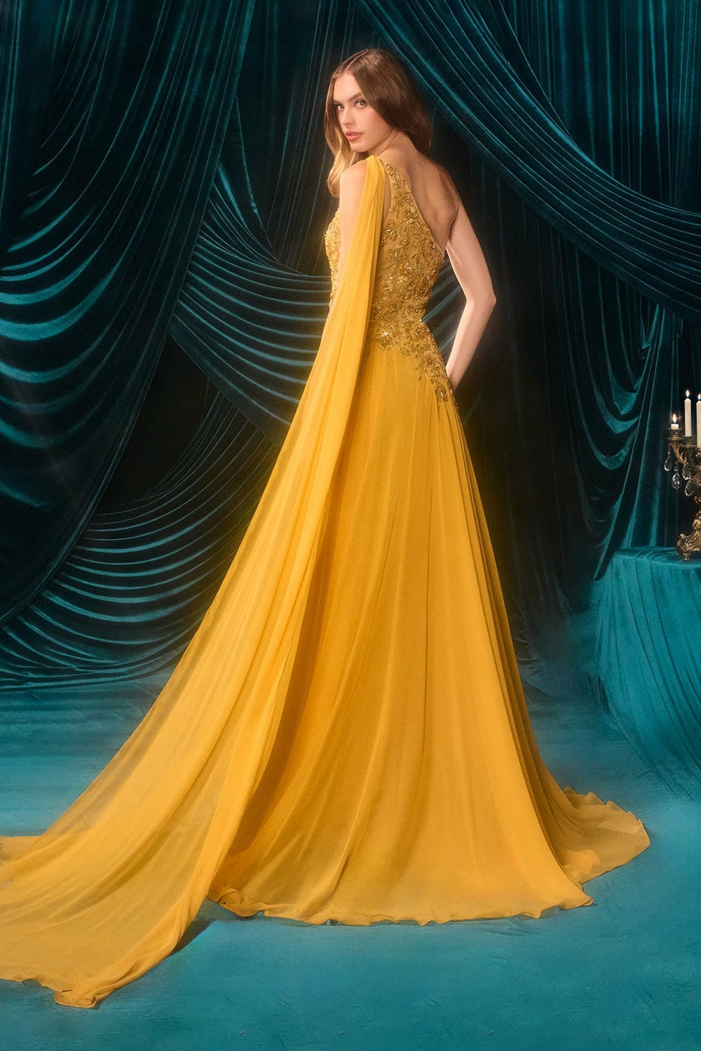 A1495 - Andrea Leo Couture