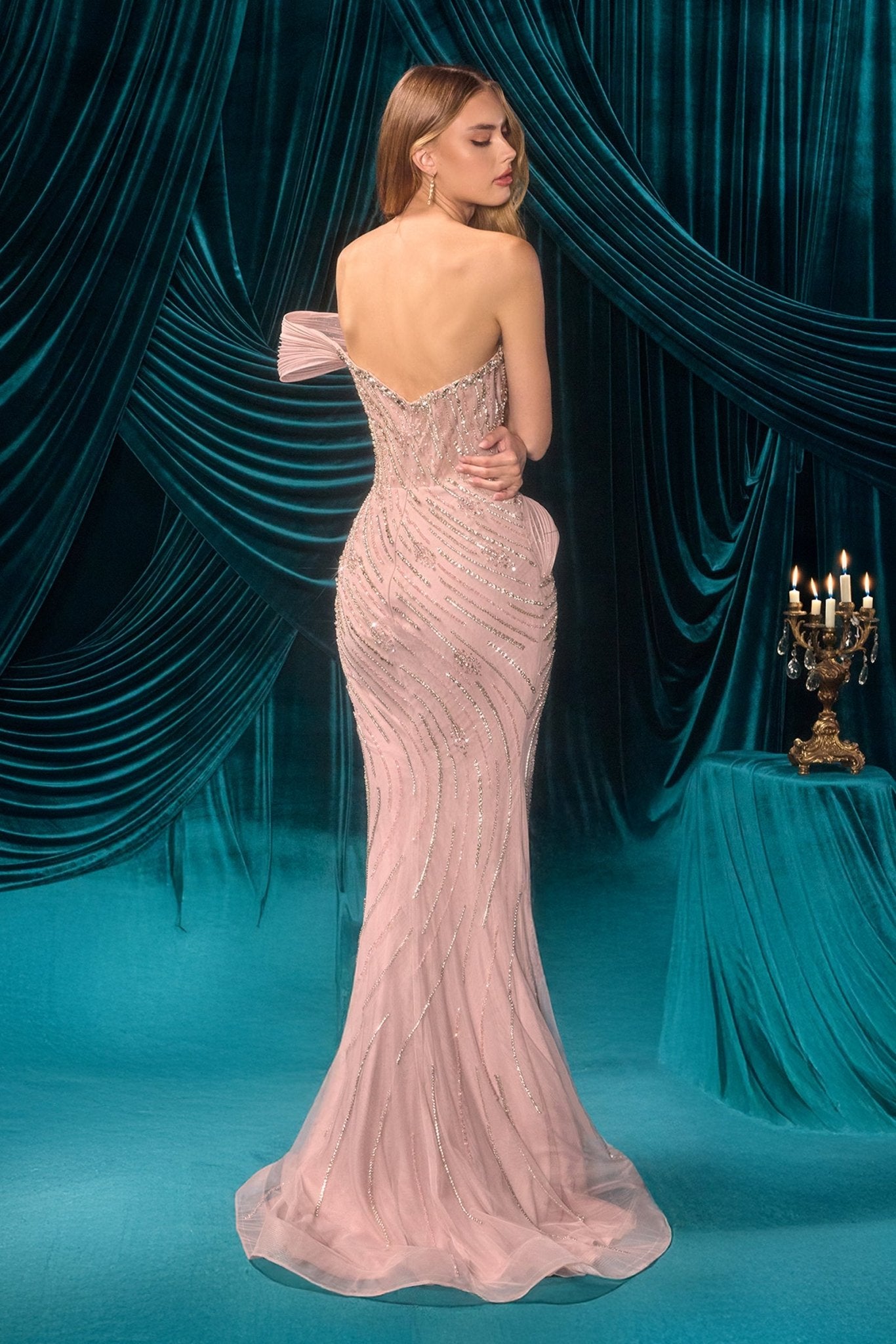 A1504 - Andrea Leo Couture