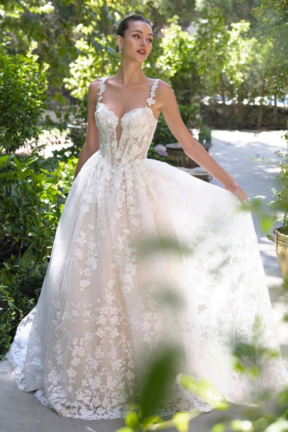 WL058 - Andrea Leo Couture