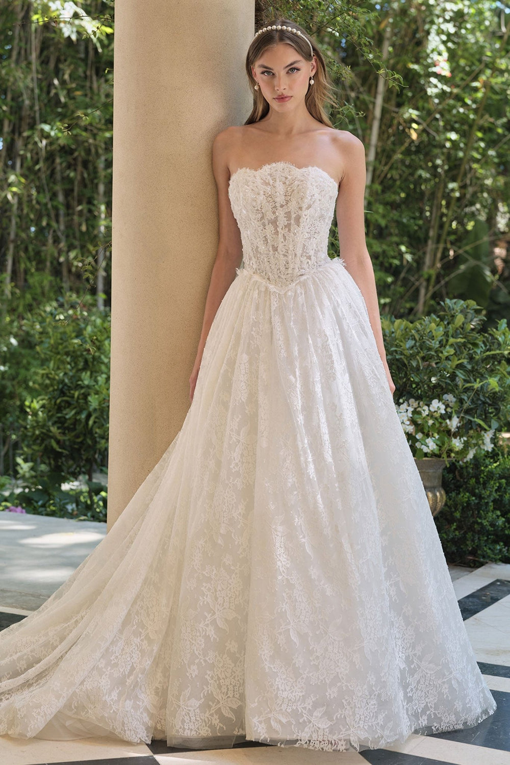 WL061 - Andrea Leo Couture