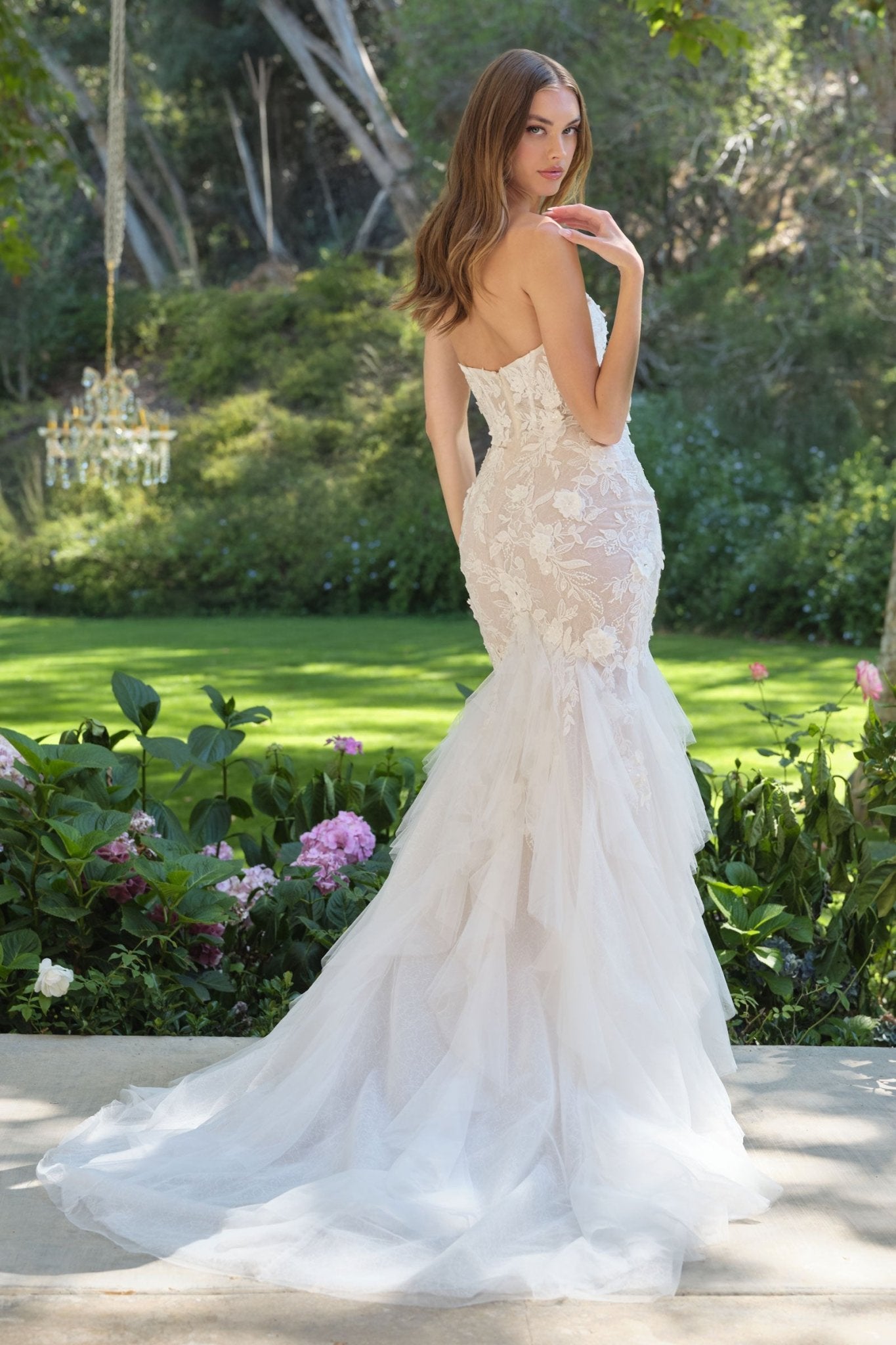 WL062 - Andrea Leo Couture