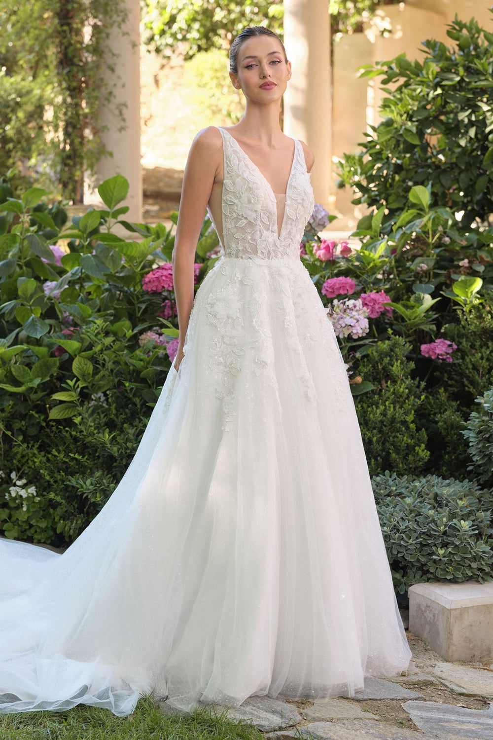 WL064 - Andrea Leo Couture