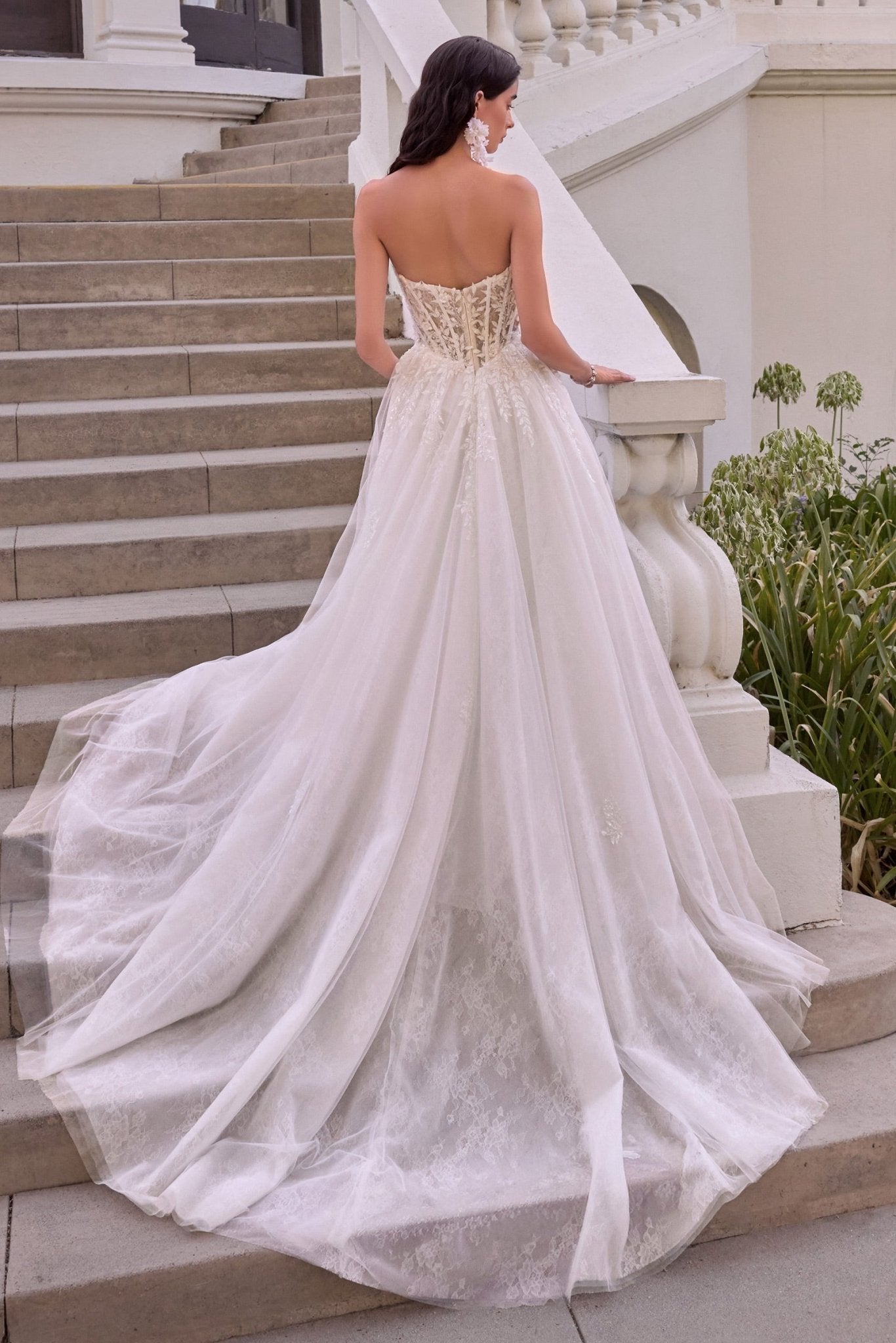 WL075 - Andrea Leo Couture
