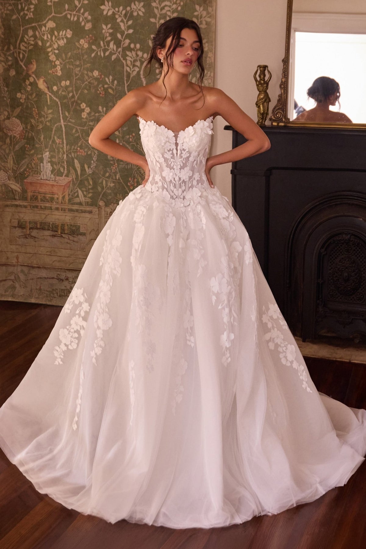 WL078 - Andrea Leo Couture