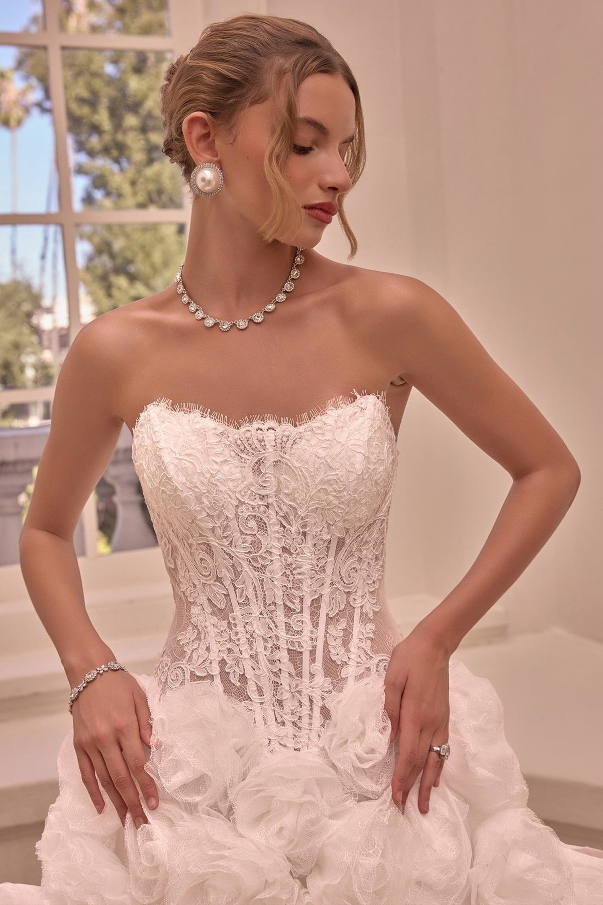 WL092 - Andrea Leo Couture