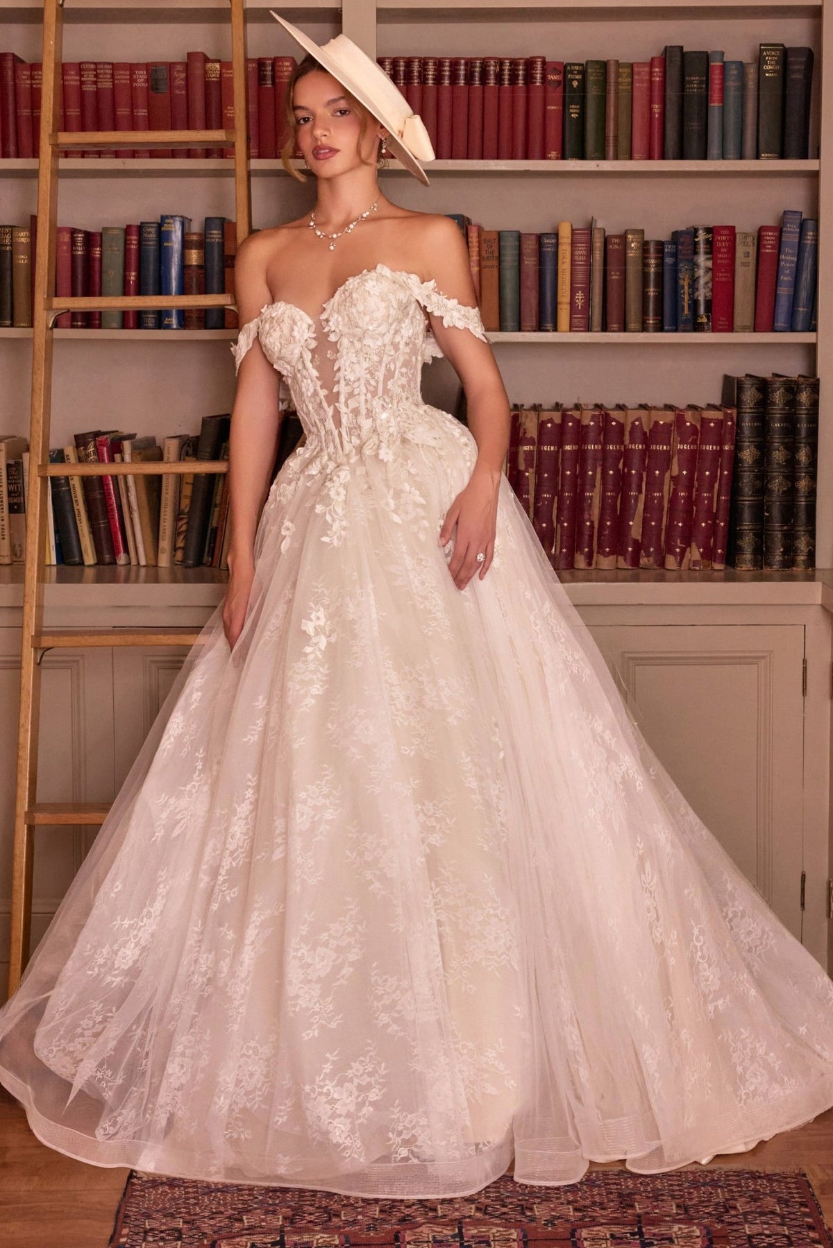 WL093 - Andrea Leo Couture