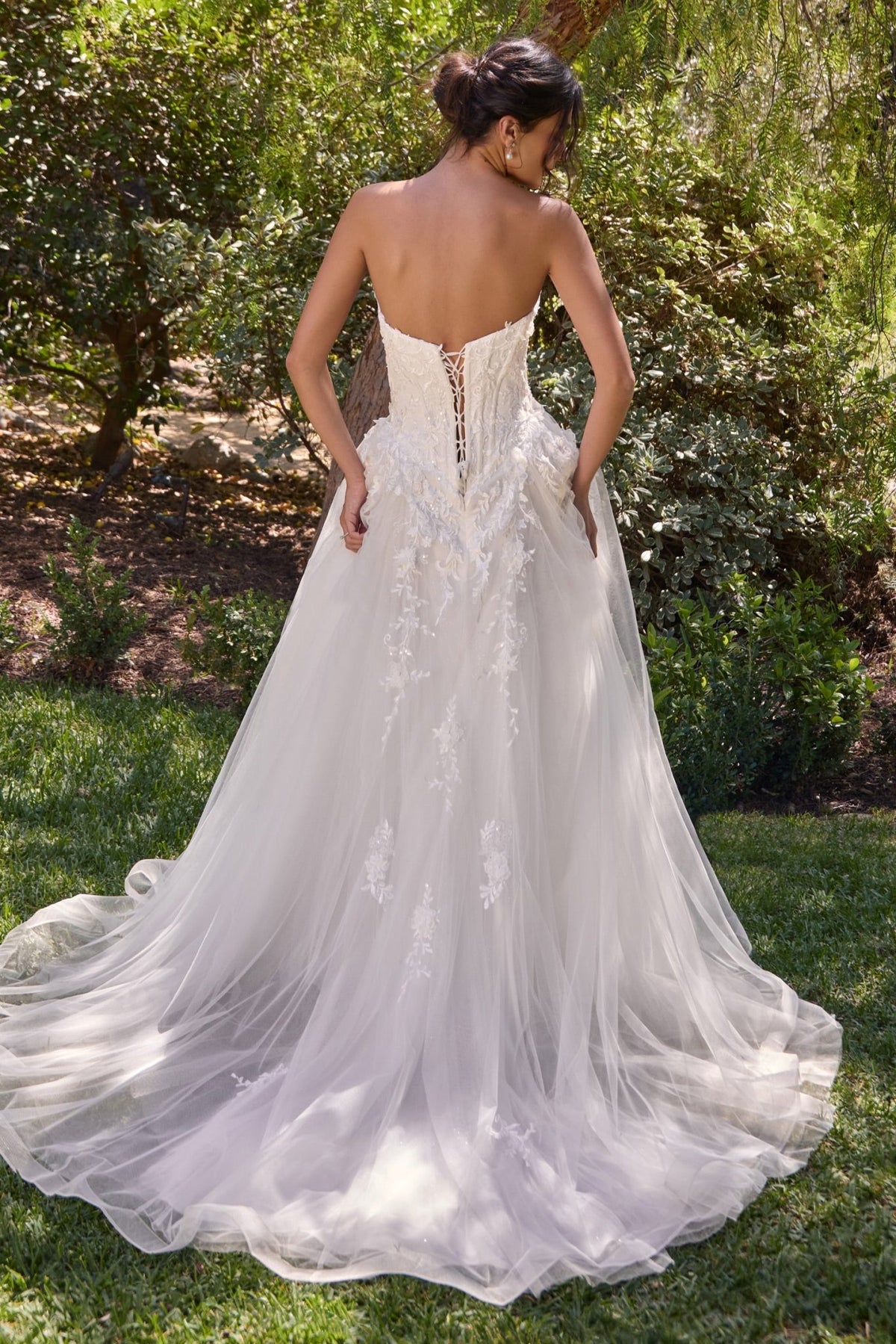 WL094 - Andrea Leo Couture